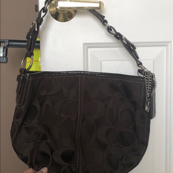 Coach Signature collection purse - Picture 1 of 3
